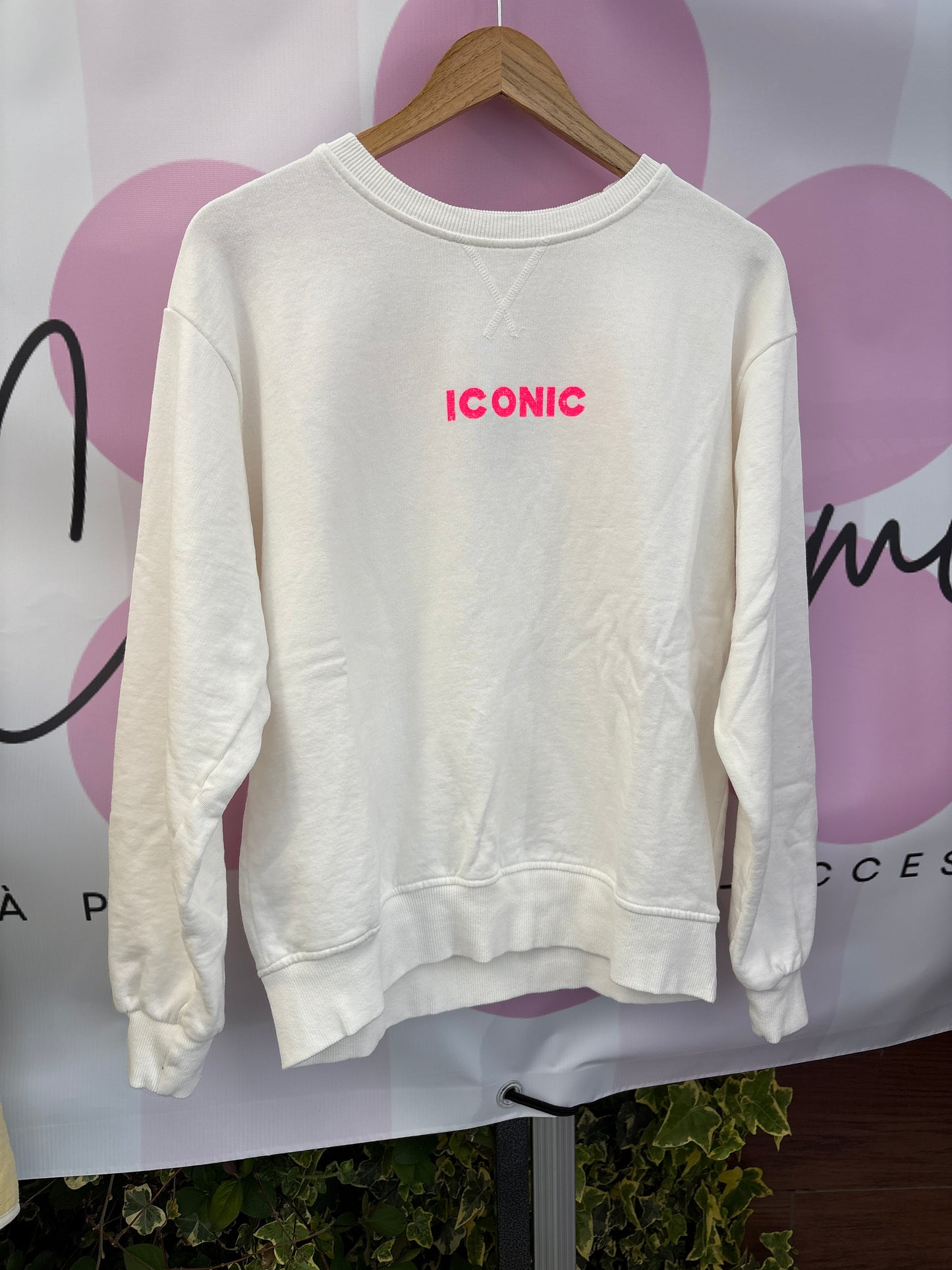 Pull iconic blanc