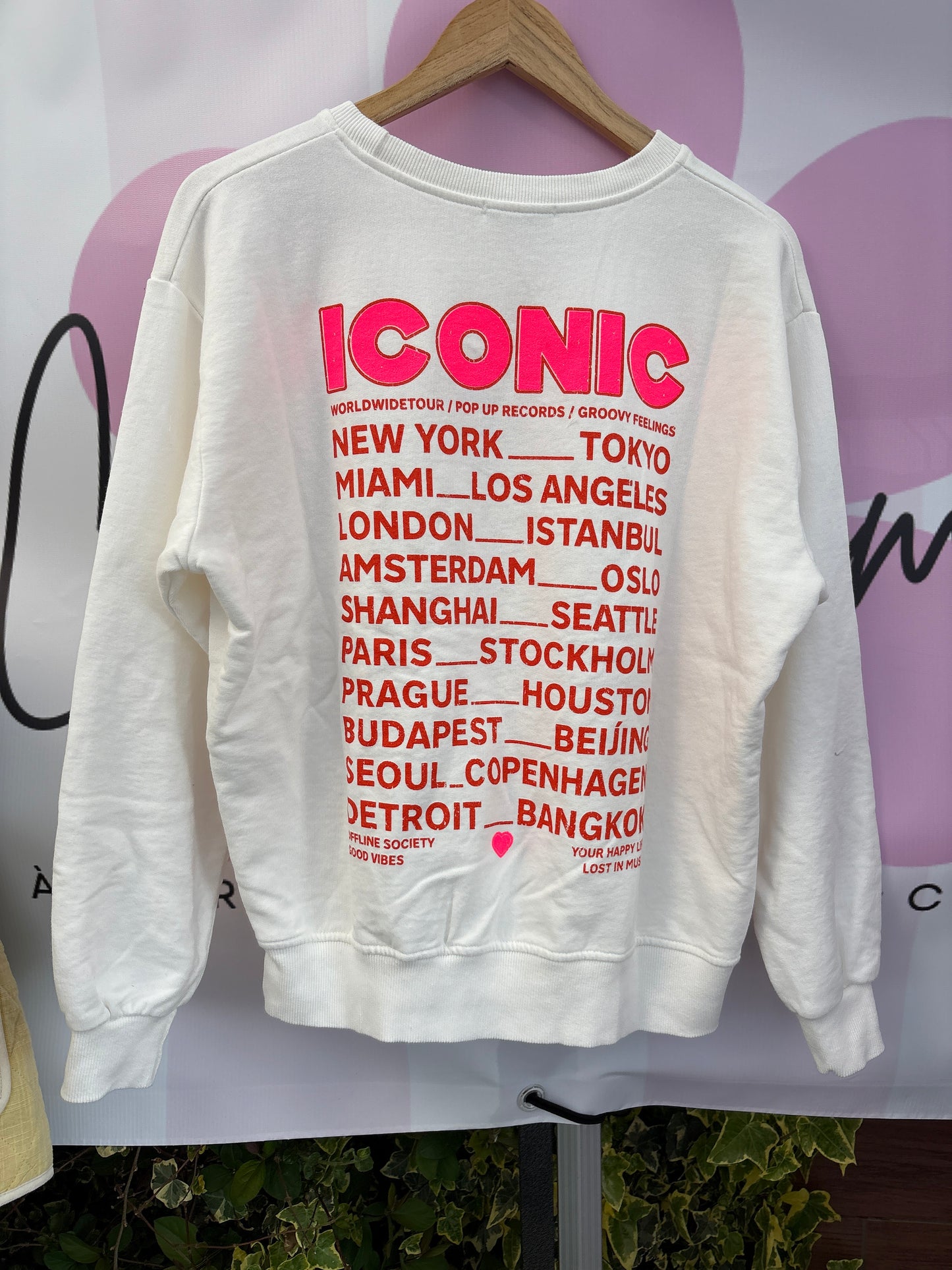 Pull iconic blanc