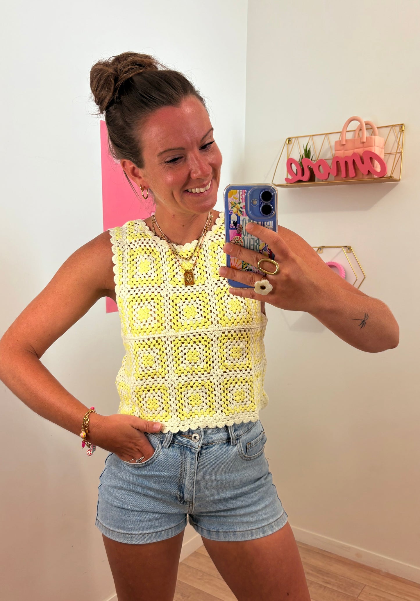 Top d'Été en Crochet et Macramé – Jaune Solaire & Blanc