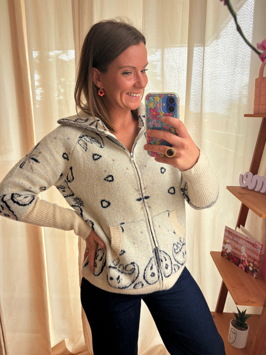 Gilet Motif Bandana Écru – Zip & Col Montant