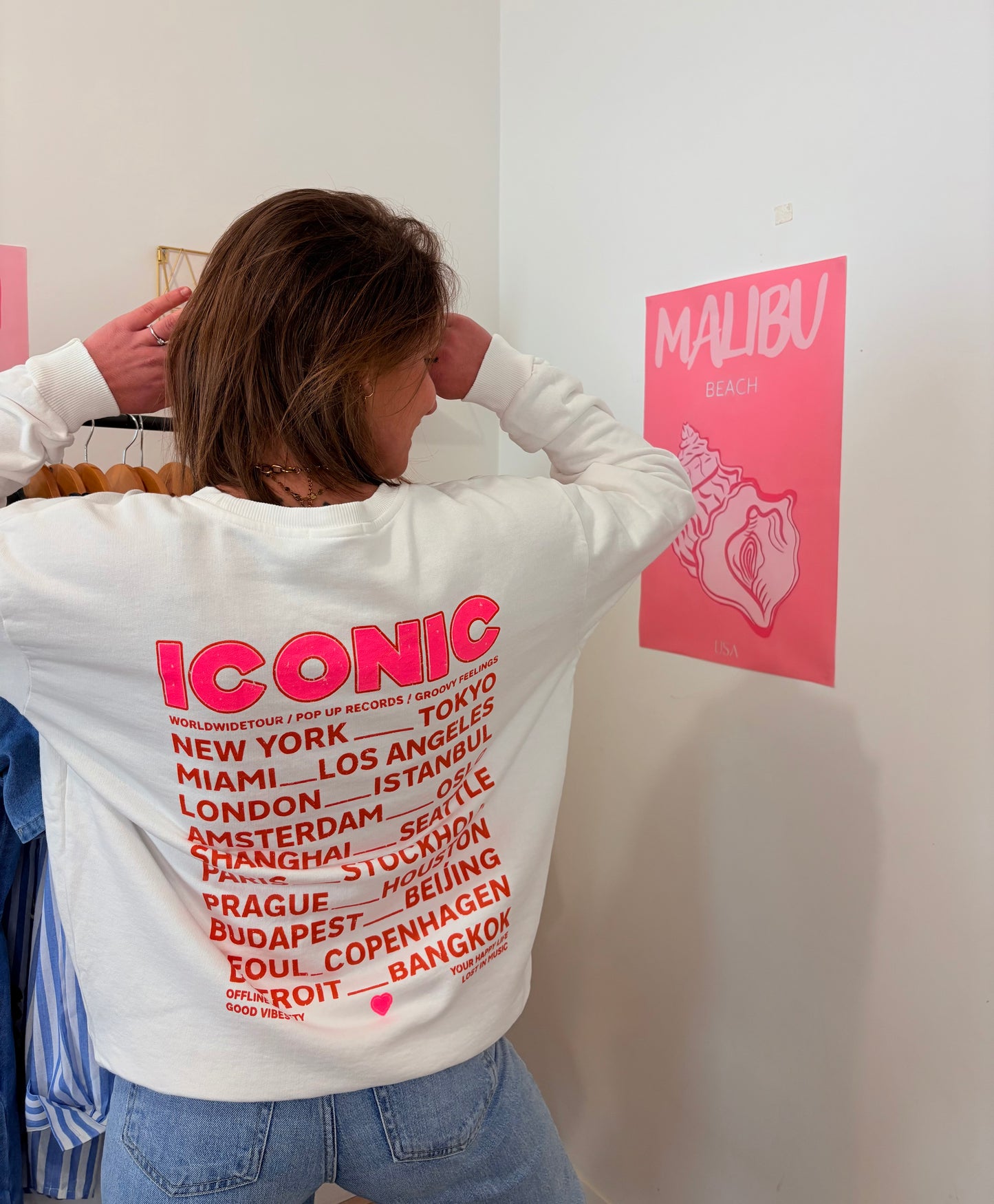 Pull "Iconic" Blanc Pur – Coupe Loose & Maille 100% Coton
