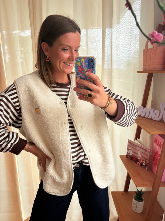Veste Sans Manche Effet Sherpa Écru – Détail Étiquette Sunset