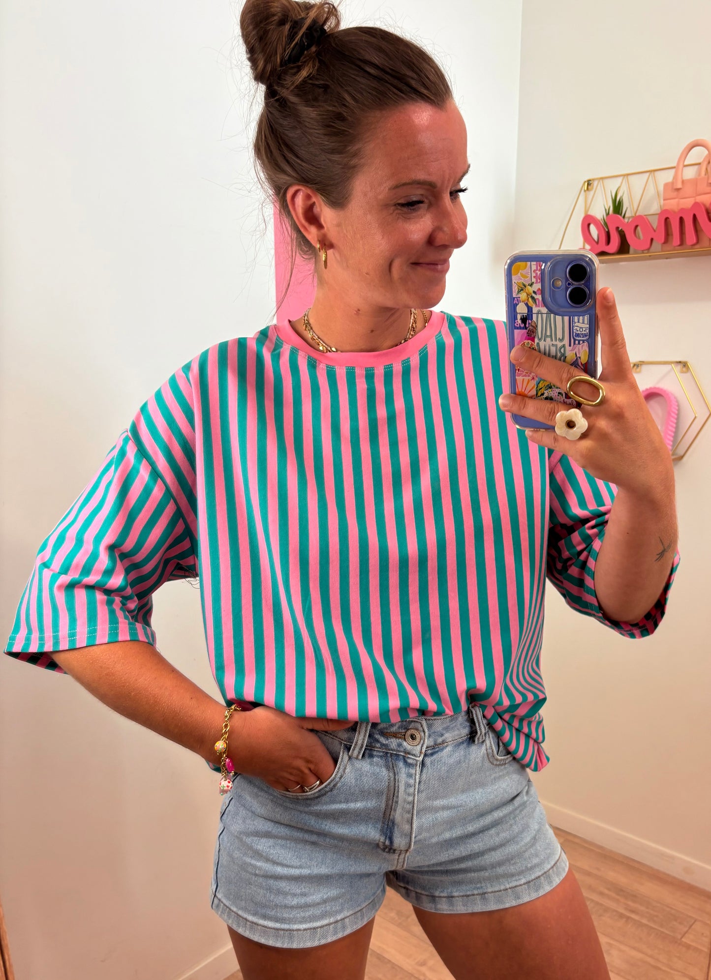 T-shirt Oversize à Rayures Verticales & Dos Cœur – Rose & Turquoise