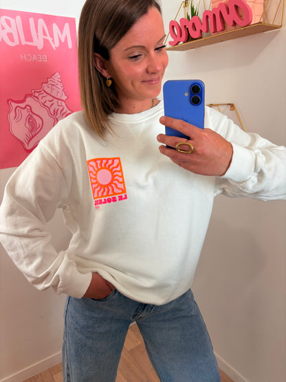 Pull "Sunny Vibes" – Blanc Oversize & Soleil Fluo