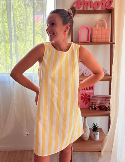 Robe rayée jaune et blanche