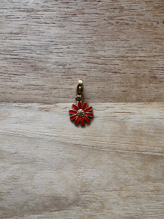 Charm’s fleur rouge