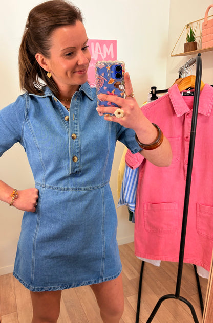 Robe en Jean Denim Bleu – Coupe Cintrée à la Taille & Col Chemise