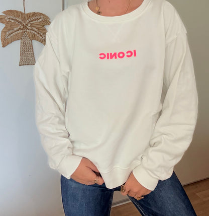 Pull iconic blanc