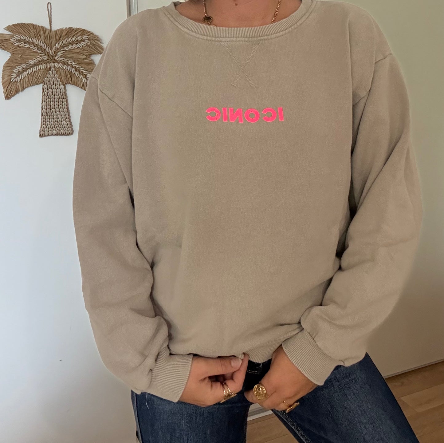 Pull iconic taupe